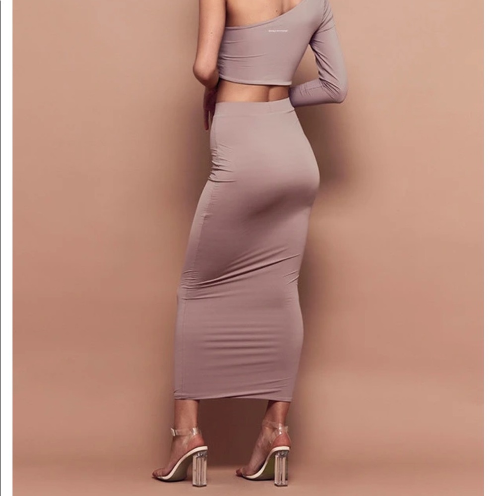 BOSSA Silhouette Skirt